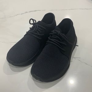 Vesssi Women’s Everyday Black Shoes